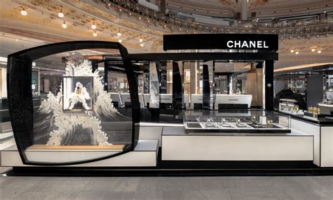 chanel bordeaux|CHANEL Parfums et Beauté GALERIES LAFAYETTE.